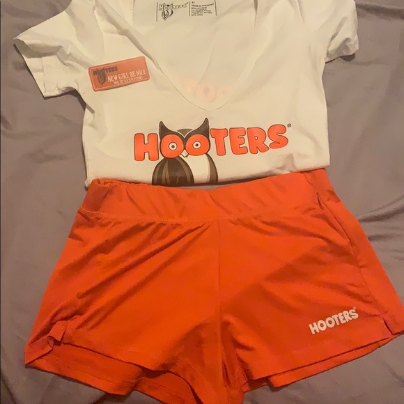 hooters t shirt original hooters shorts